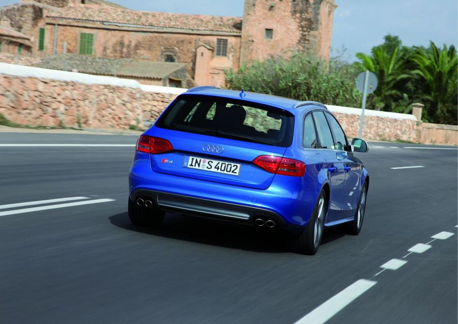  Audi S4 Avant (B8, 8K) 2009 года  (WW) (фото 9 из 32)